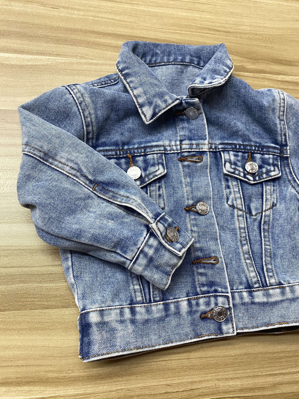 Hot Sell Neutral Simple-fit Children's Casual Denim Jacket Fashion Washed Jean Jacket For Kids