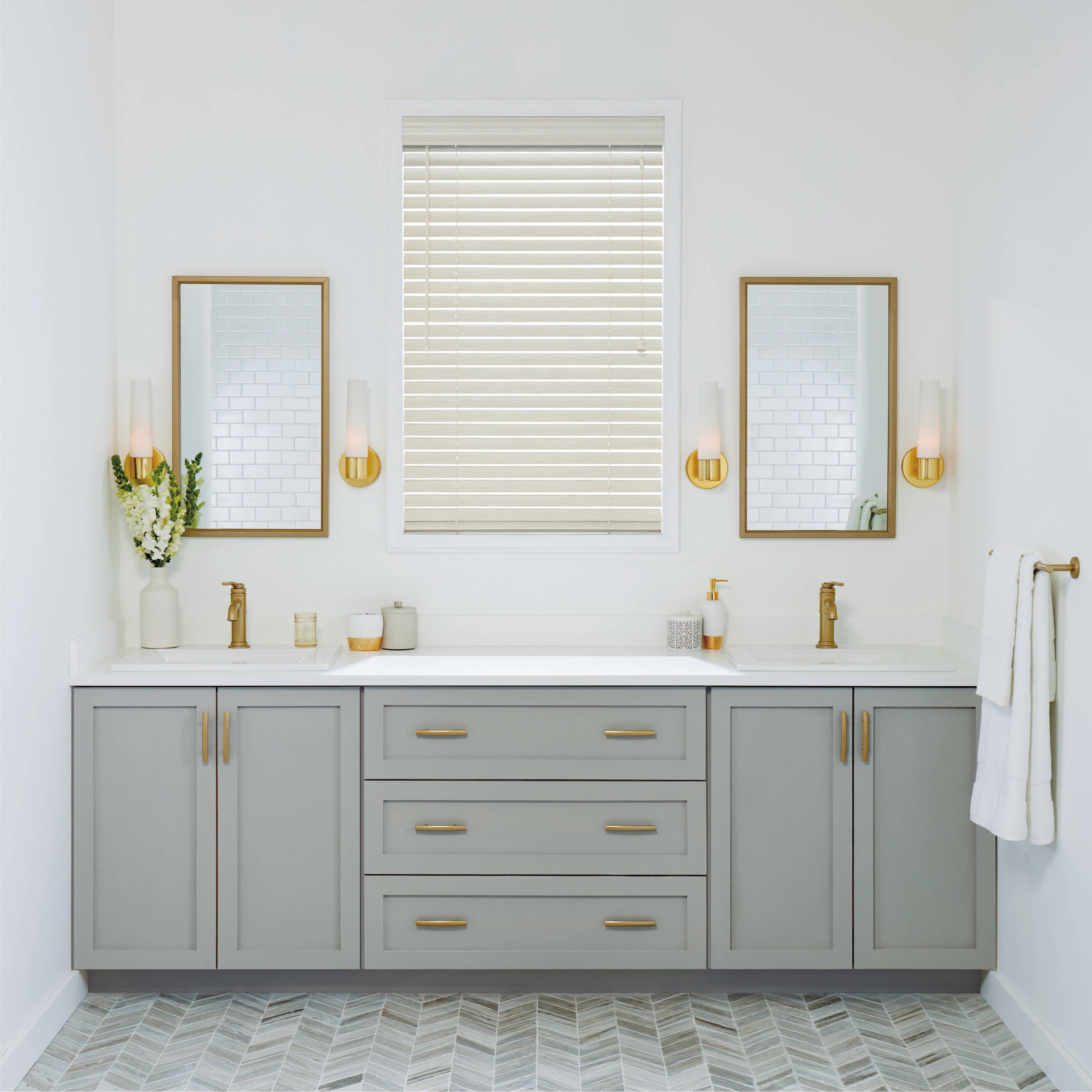 2023 Dorene Modern Complete Bathroom Suite Luxury Vanities Modern Double Two Sink 72 Inch
