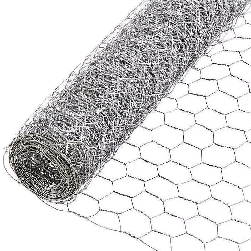 Customized Size Hexagonal Galvanized Wire Mesh Roll Iron Chicken Wire Mesh Fence