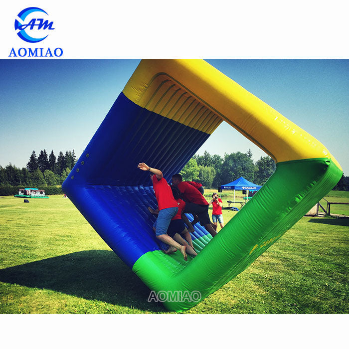 2019 inflatable interactive adult game Flip it team building square rolling sports game
